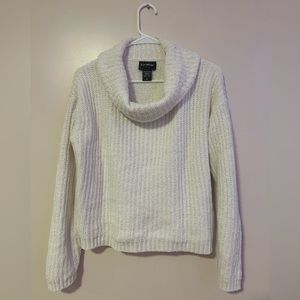 Love Always Rolled Turtleneck Drop-Sleeve Sweater Size Medium, Never Worn